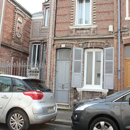 Daire Maison Amienoise - Confort - Calme - Wifi - Netflix *