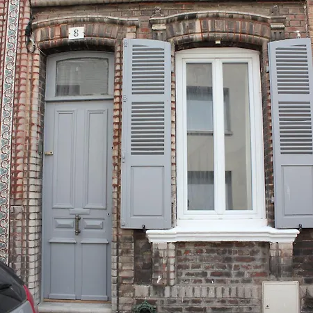 Maison Amienoise - Confort - Calme - Wifi - Netflix Apartment